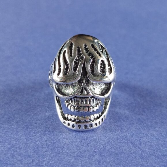 💀 BLEEDING SKULL Heavy Metal Gothic Ring (Size 10.5) - Picture 2 of 4